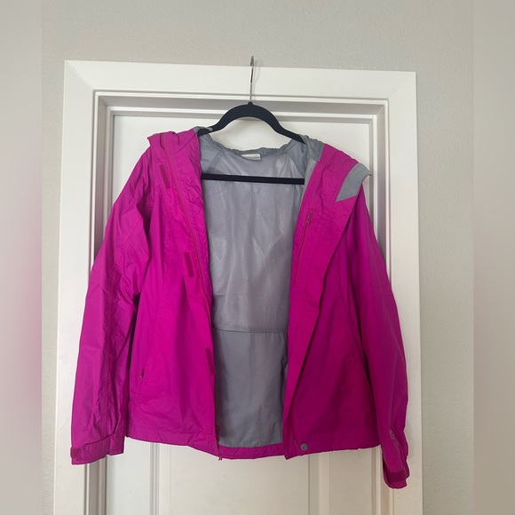 Columbia Women’s Arcadia II Rain Jacket - Hot Pink & Light Grey - Size Small - Picture 7 of 12